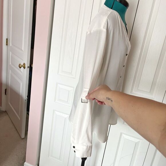 Adrianna Papell XL Cream Split V Neck Button Long Sleeve Unlined Career Blouse - Picture 6 of 15